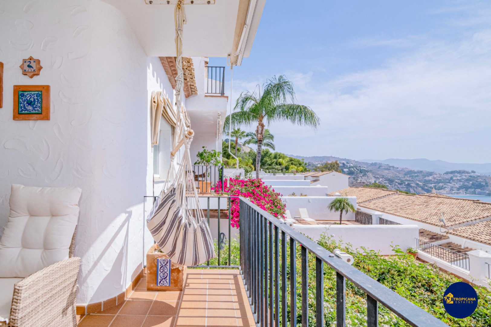 Casa adosada en venta en Marina del Este, Almuñécar