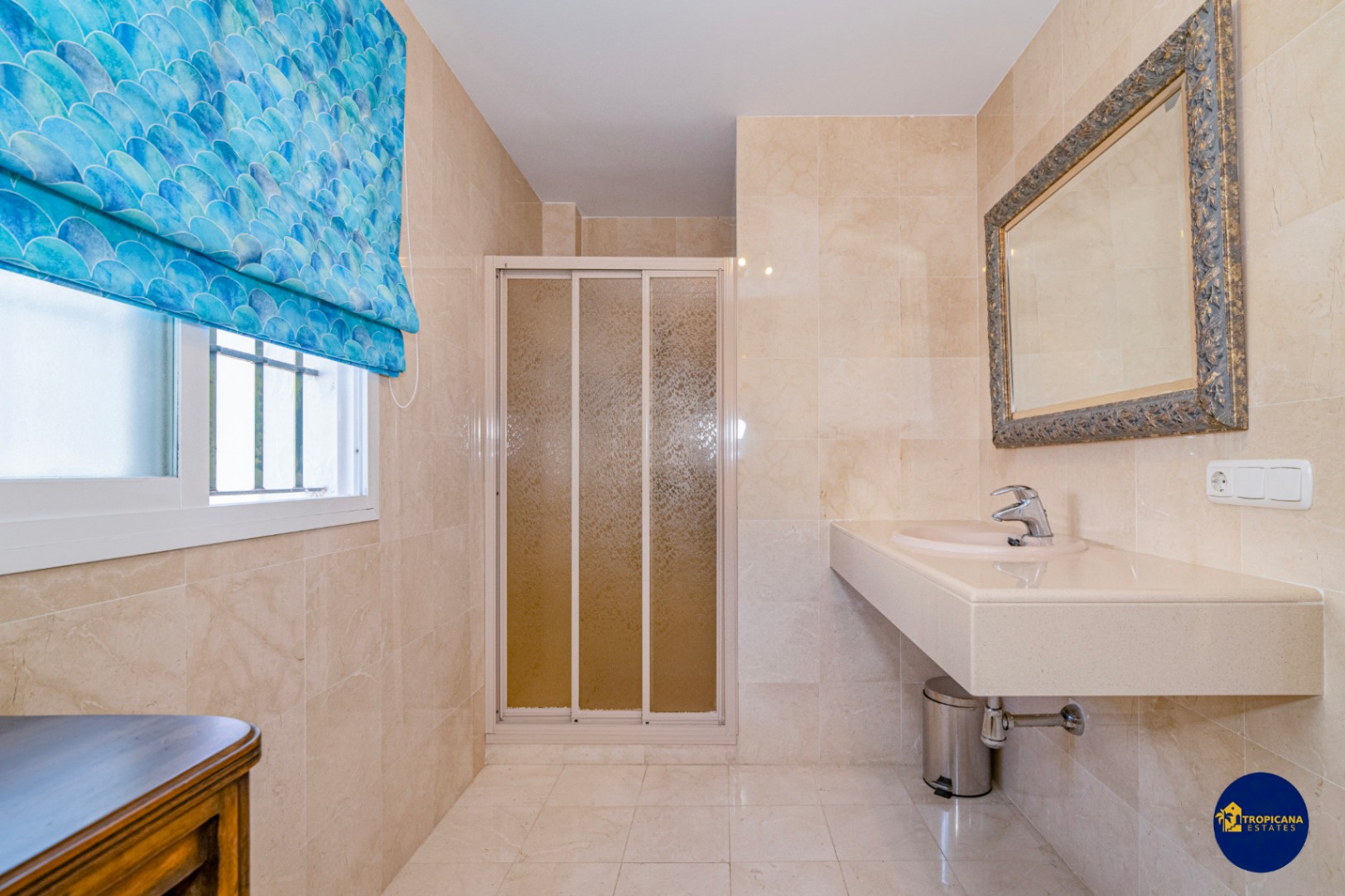 Casa adosada en venta en Marina del Este, Almuñécar