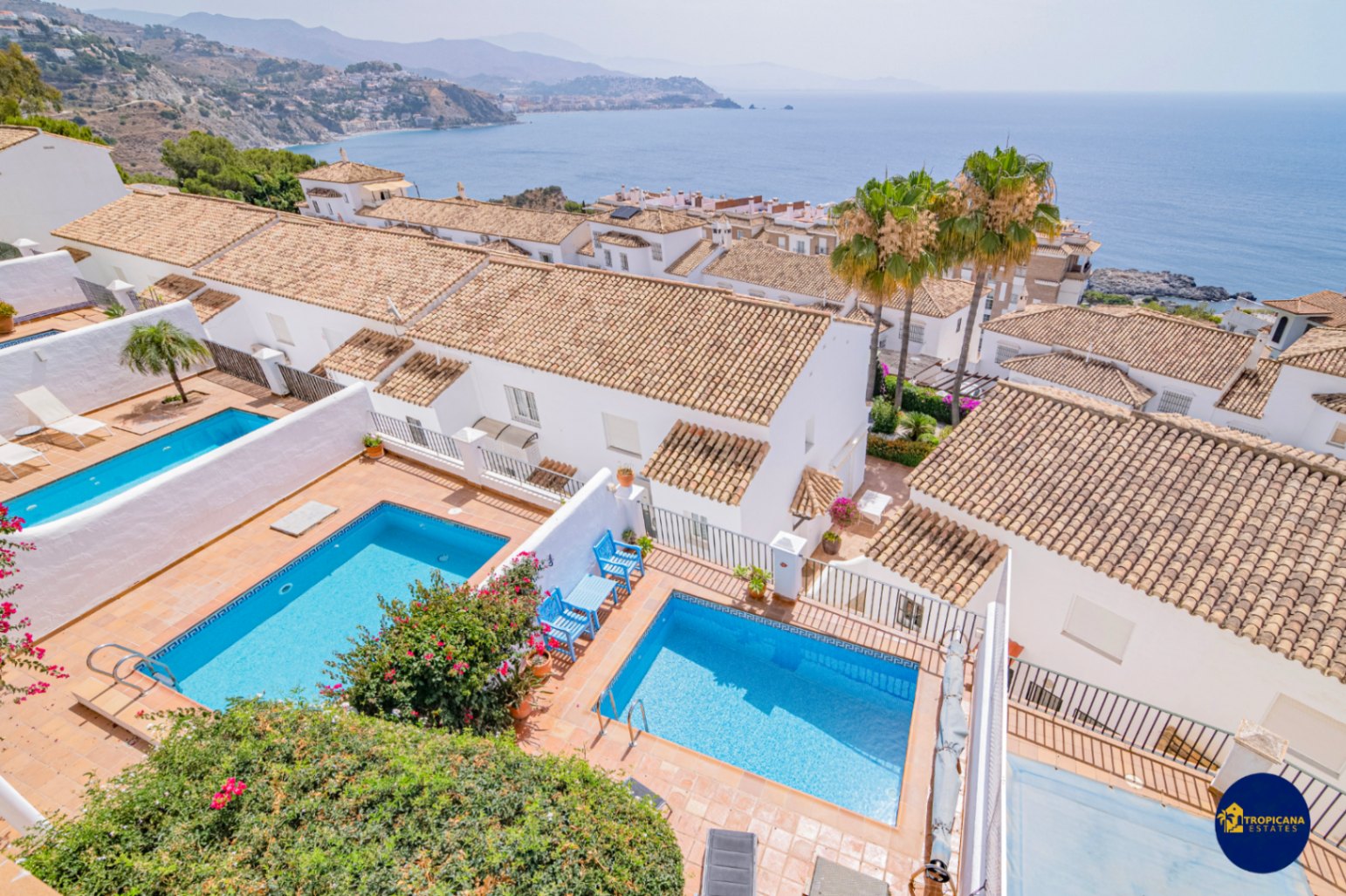 Casa adosada en venta en Marina del Este, Almuñécar