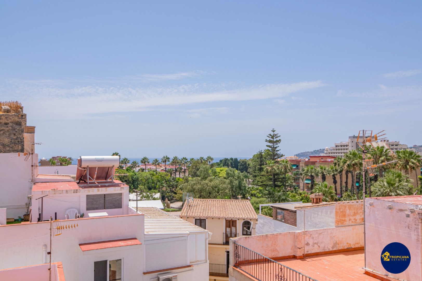 Casa adosada en venta en Casco Antiguo, Almuñécar