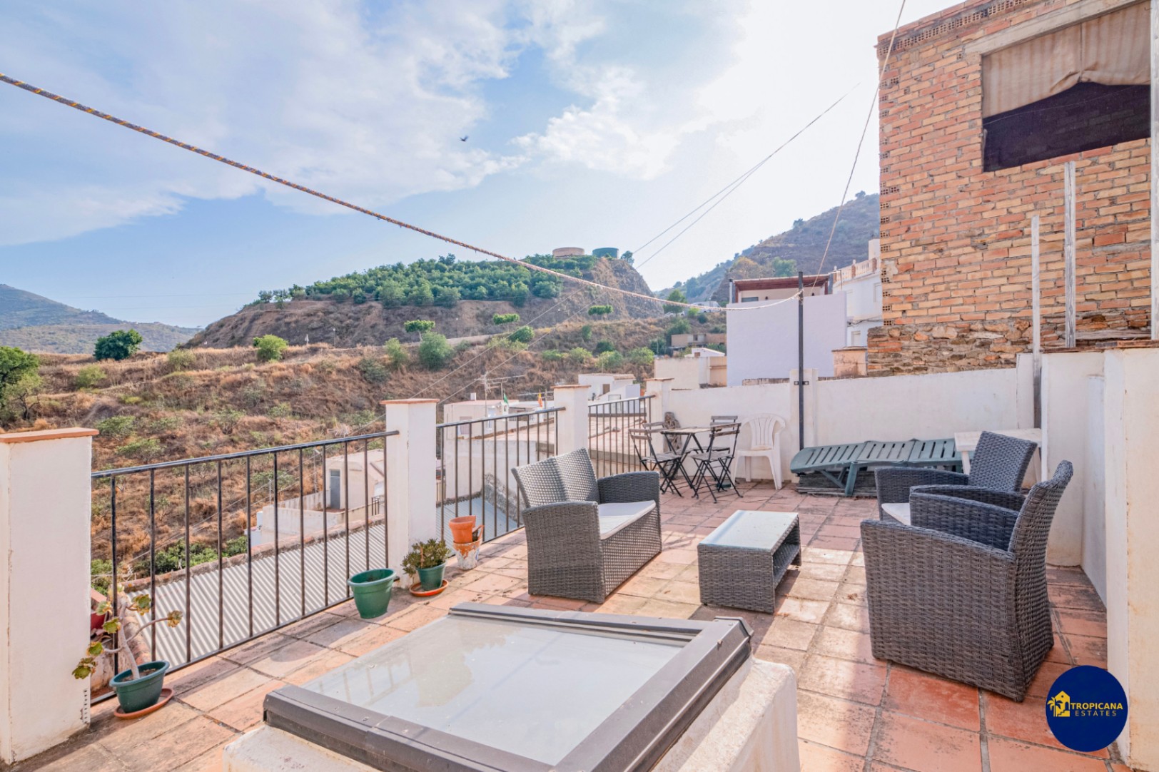 Village house in Itrabo, Granada