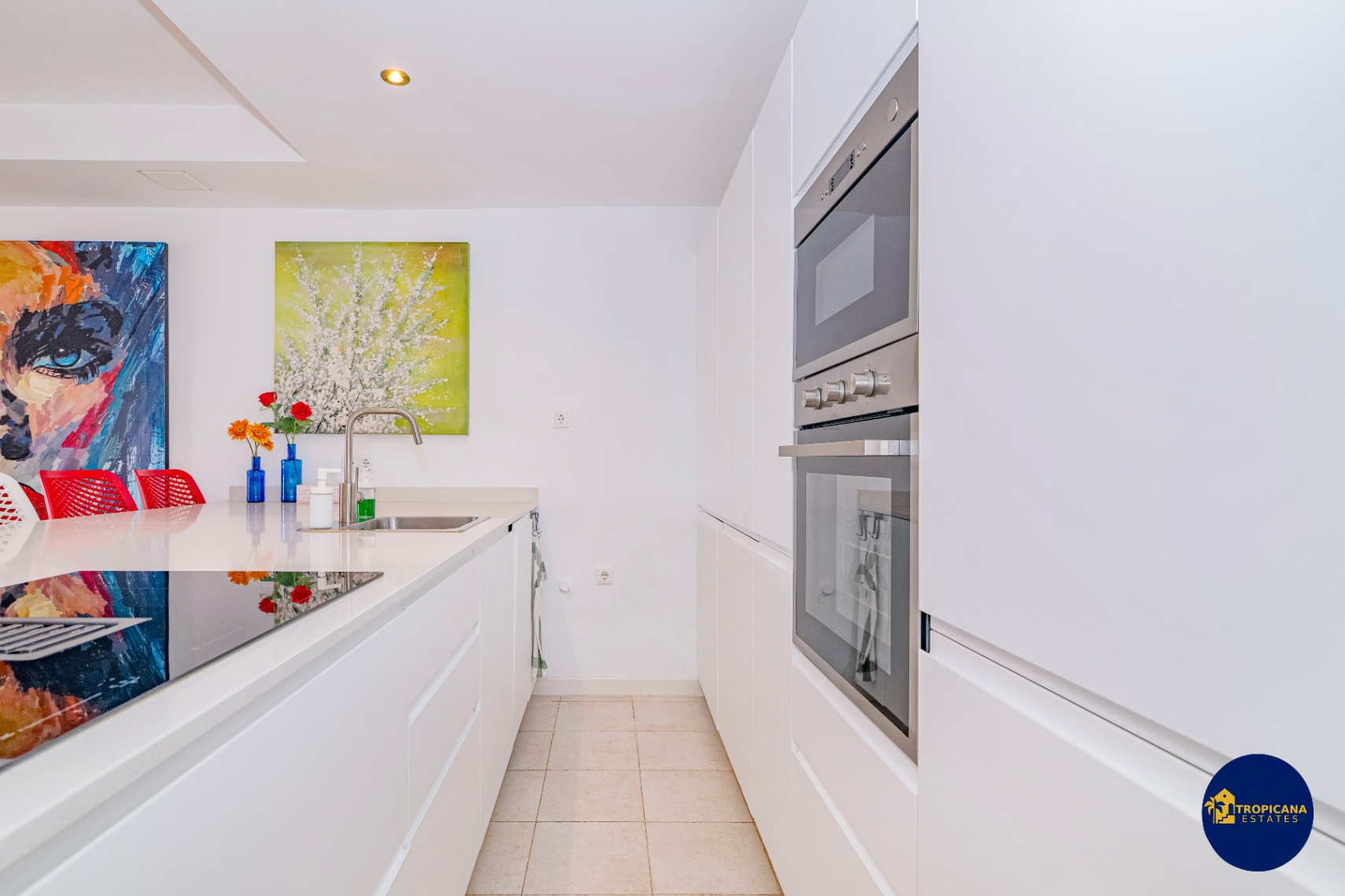 Encantador apartamento de 2 dormitorios en venta El Mirador Olivo, Almuñécar