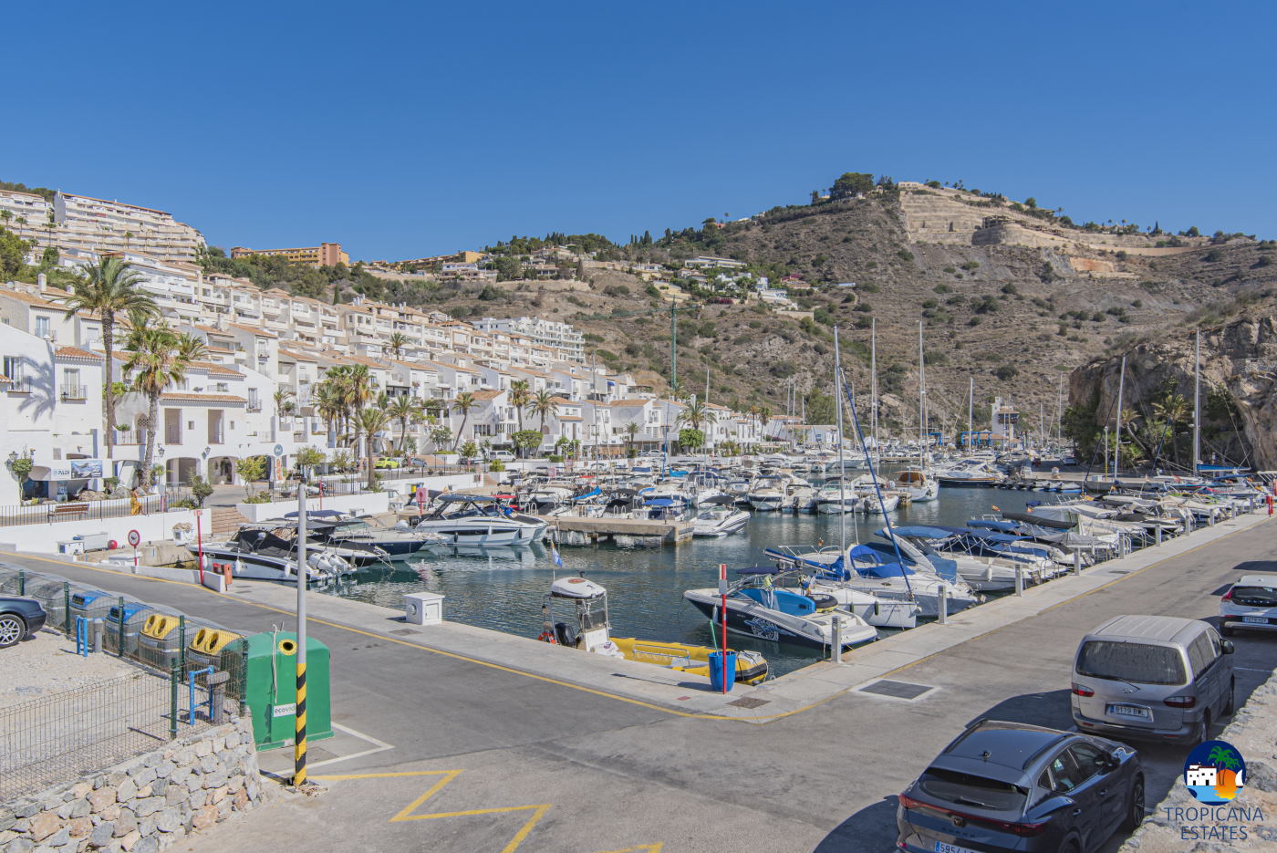 Casa adosada en venta en Marina del Este, Almuñécar