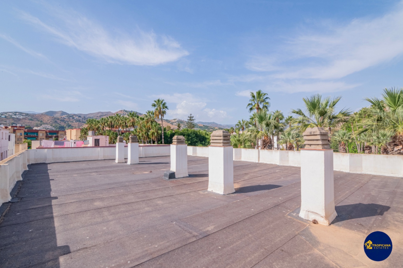 Apartamento en venta con 2 dormitorios, Playa San Cristóbal, Almuñecar