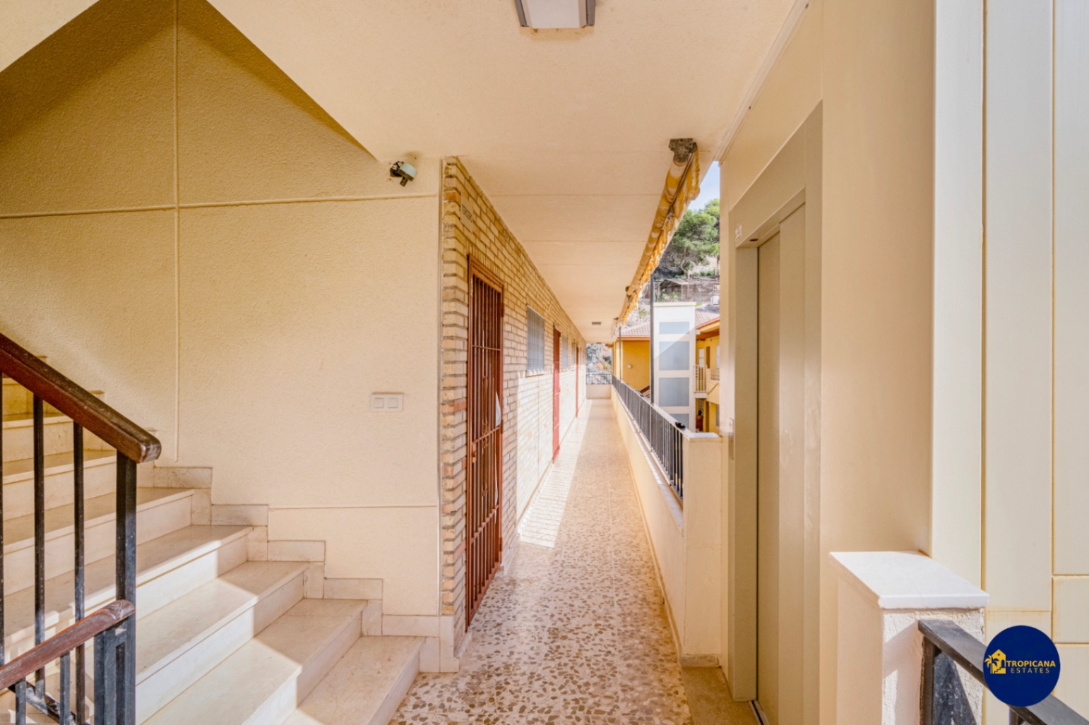 Apartamento en venta con 2 dormitorios, Playa San Cristóbal, Almuñecar