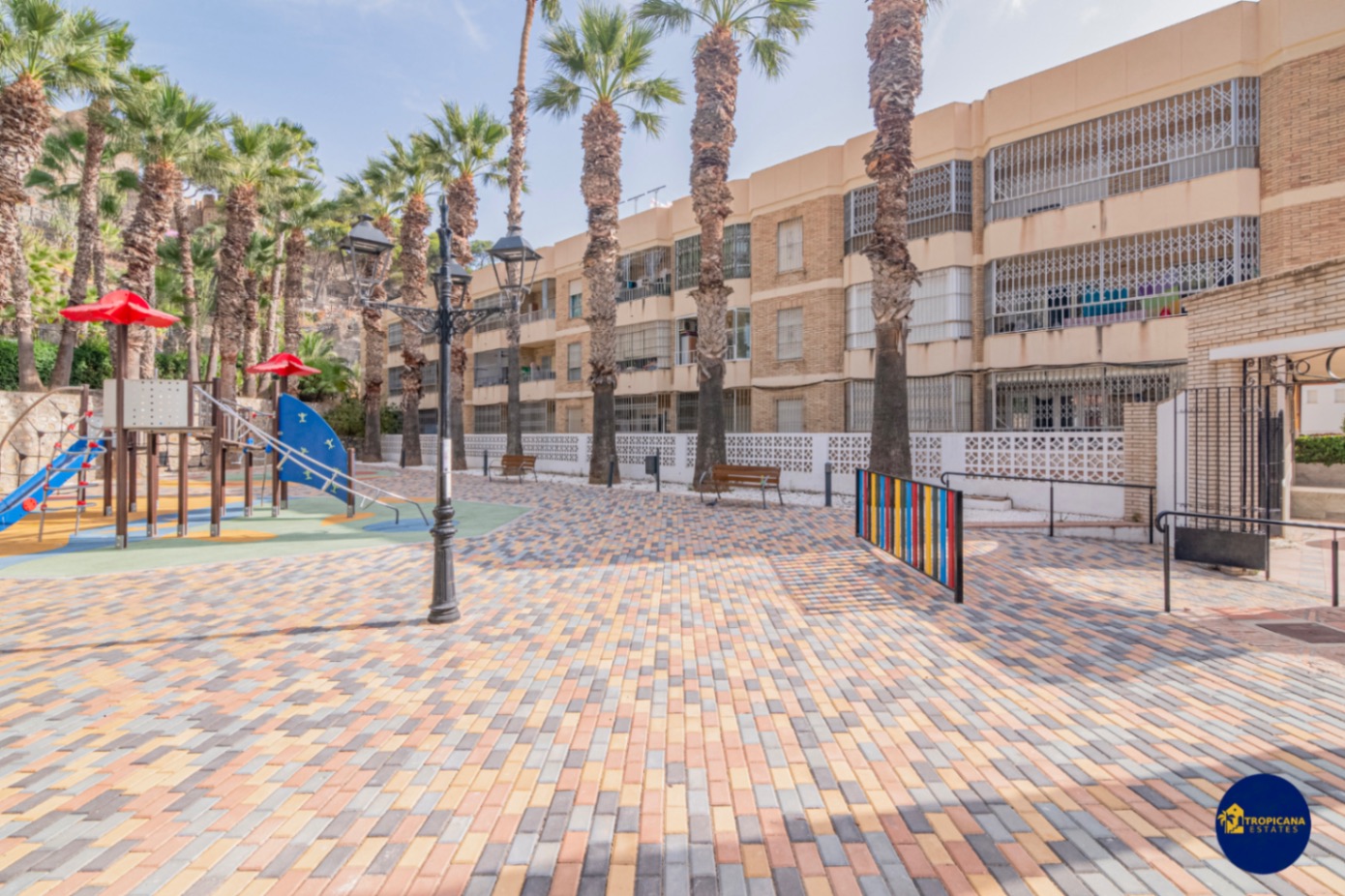 Apartamento en venta con 2 dormitorios, Playa San Cristóbal, Almuñecar