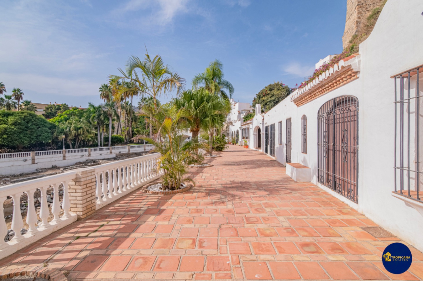 Apartamento en venta con 2 dormitorios, Playa San Cristóbal, Almuñecar