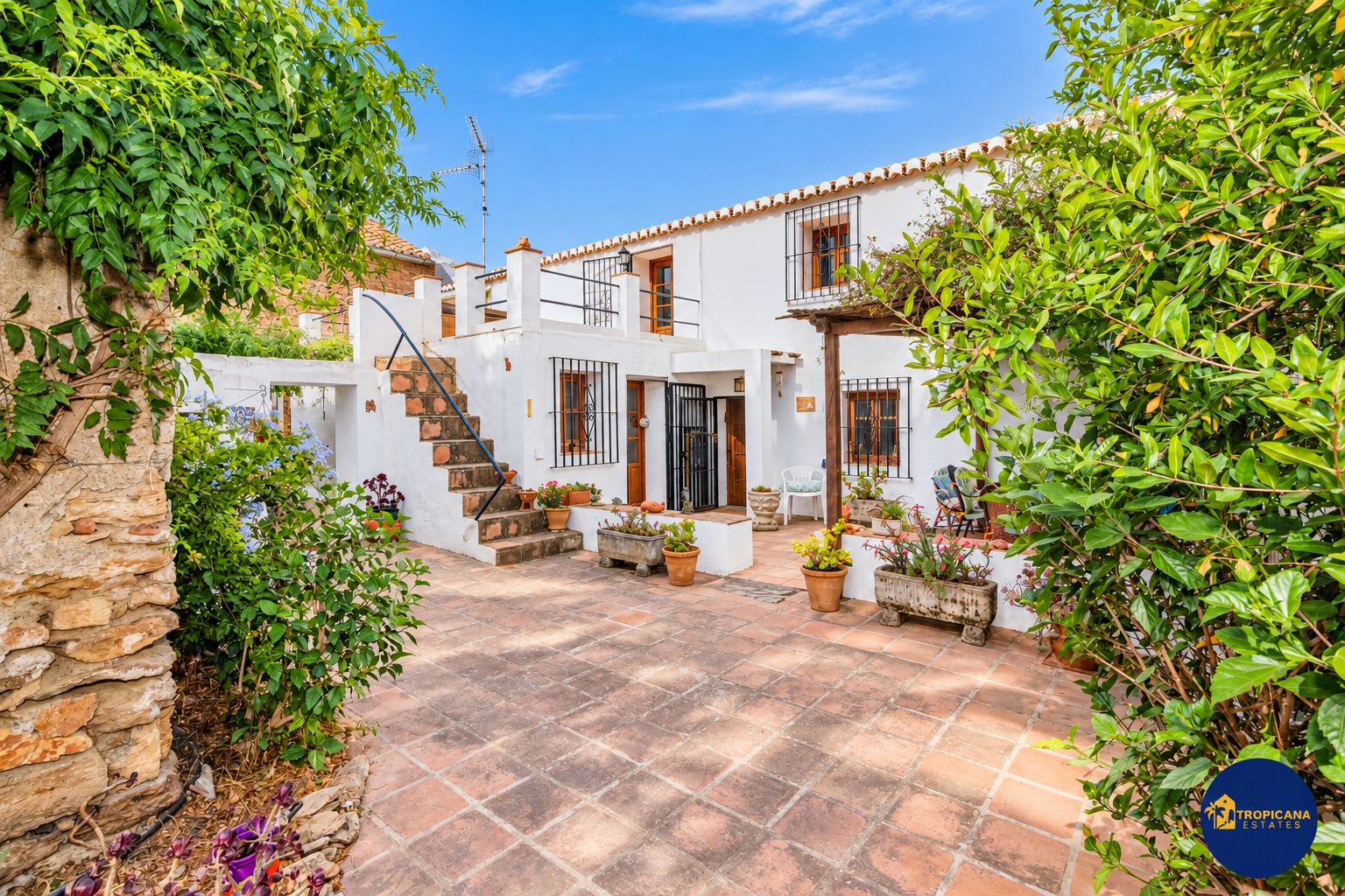 Cortijo for sale in Gelibra Almuñecar