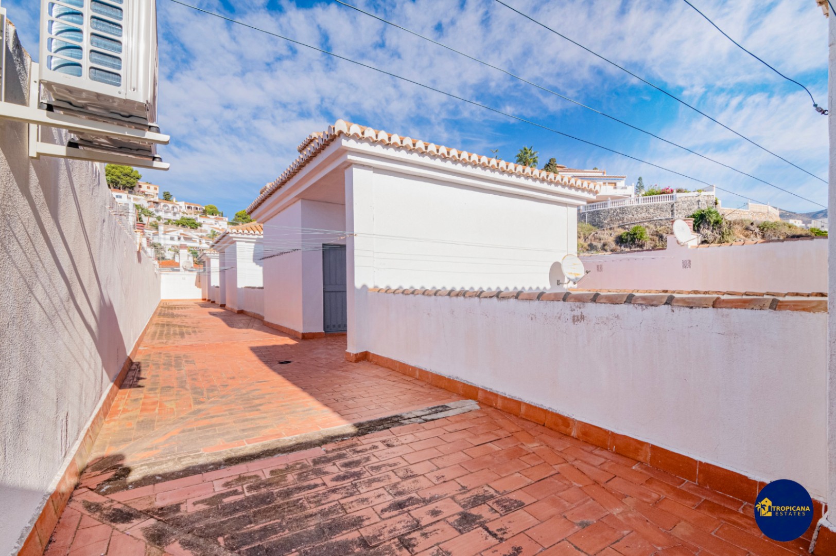 Apartamento en venta de 2 dormitorios en Almuñécar, Velilla