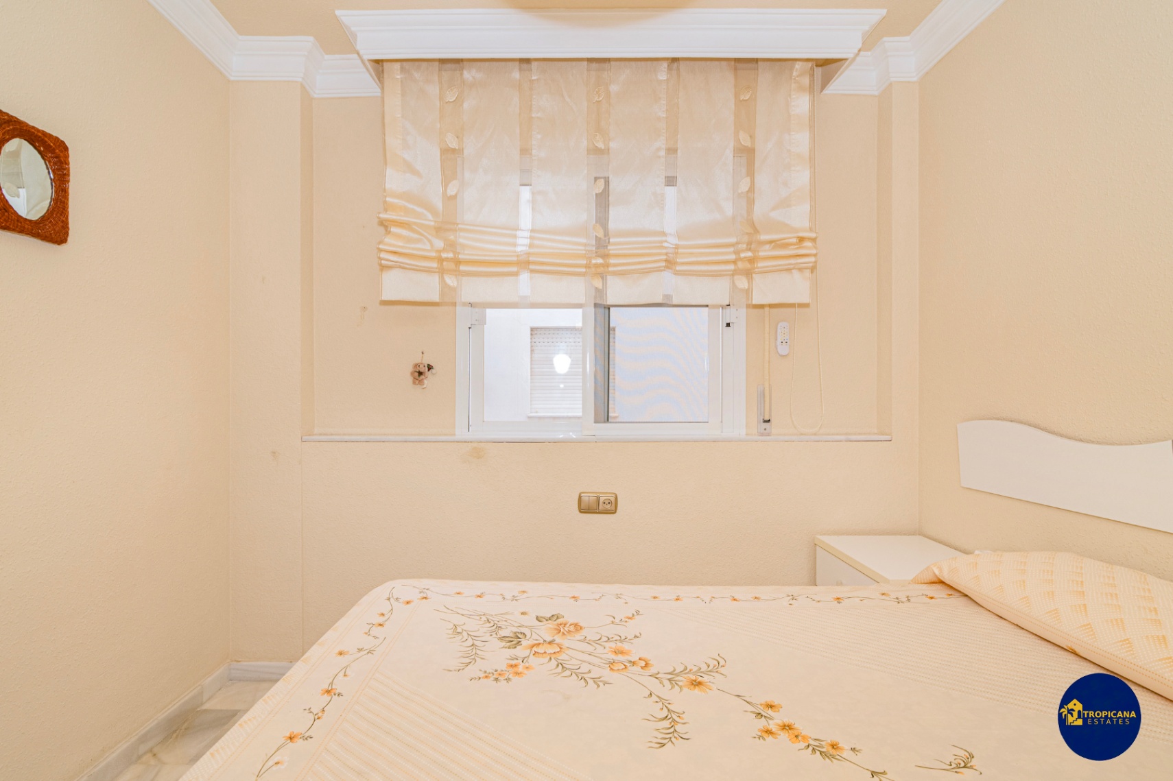 Apartamento en venta de 2 dormitorios en Almuñécar, Velilla
