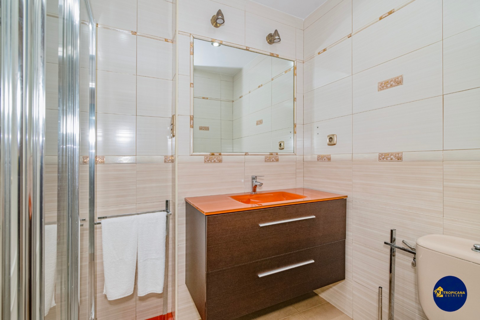 Apartamento en venta de 2 dormitorios en Almuñécar, Velilla