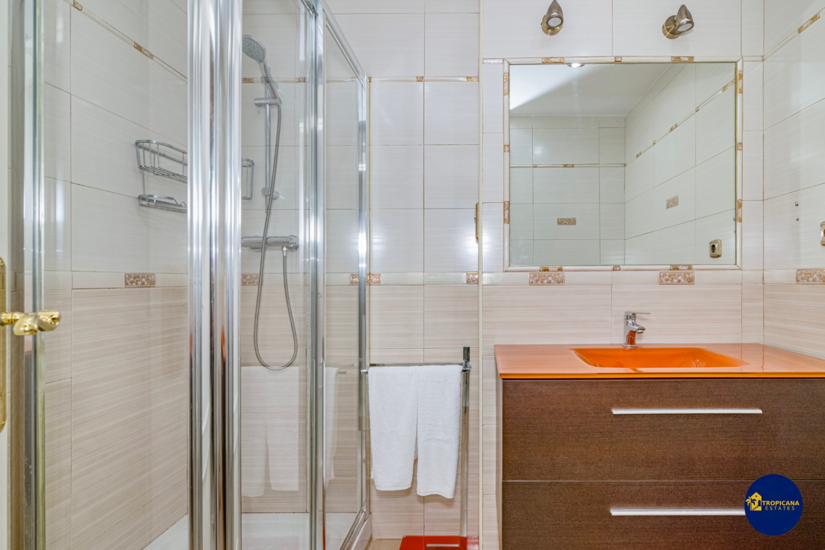 Apartamento en venta de 2 dormitorios en Almuñécar, Velilla