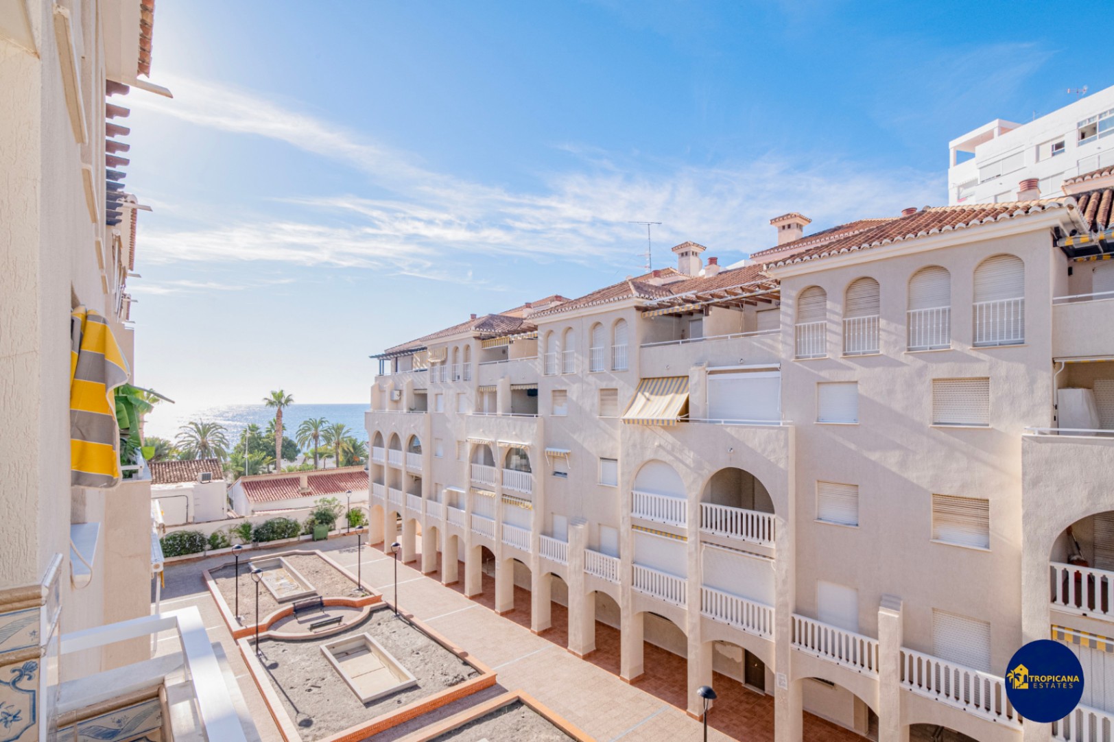 Apartamento en venta de 2 dormitorios en Almuñécar, Velilla