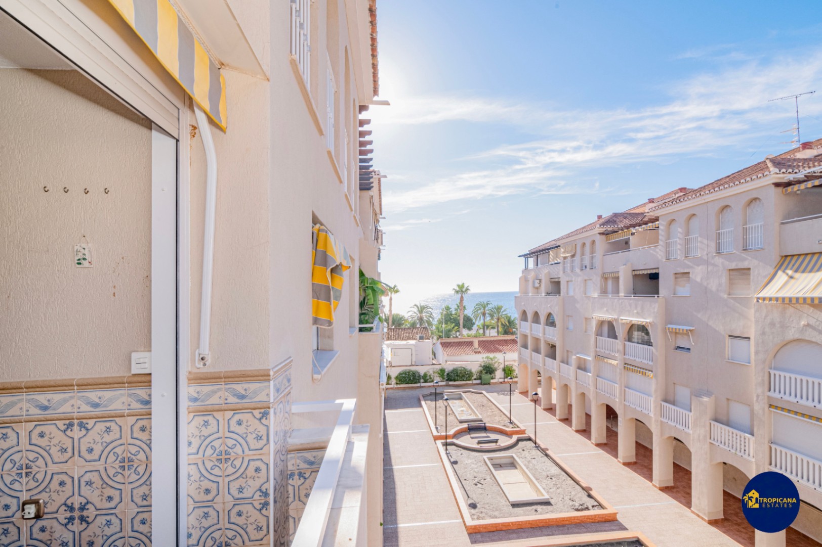 Apartamento en venta de 2 dormitorios en Almuñécar, Velilla