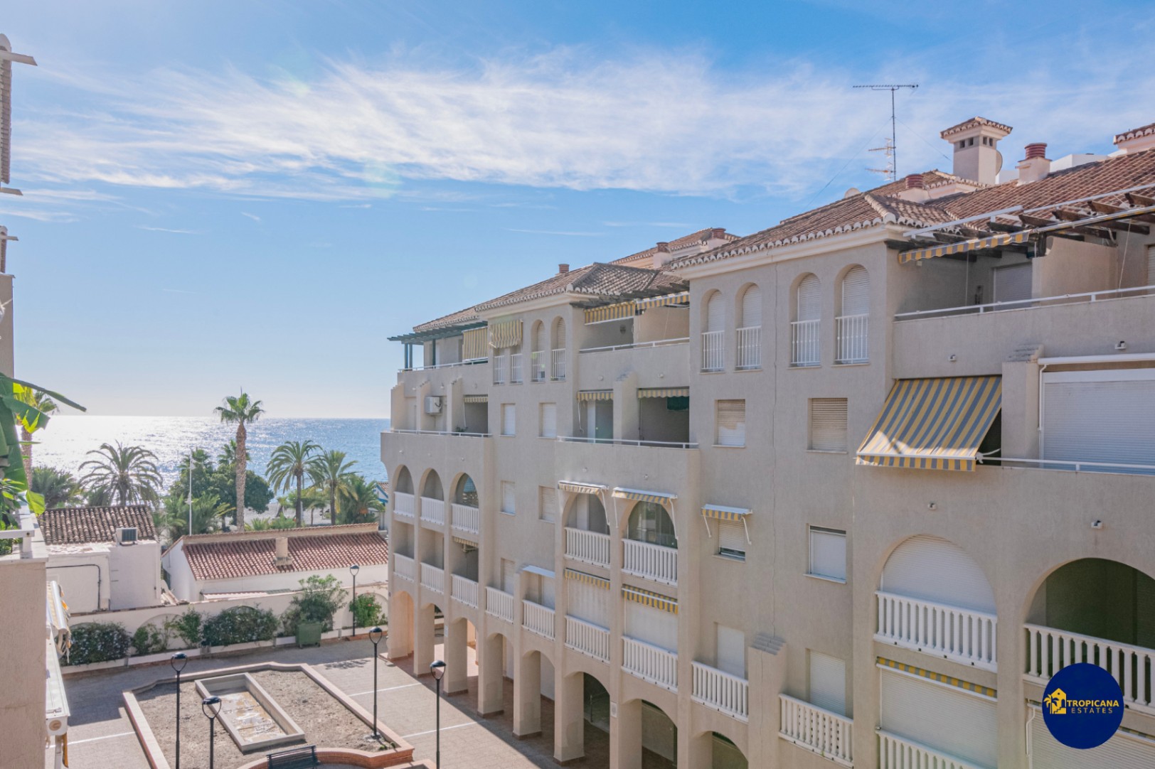 Apartamento en venta de 2 dormitorios en Almuñécar, Velilla
