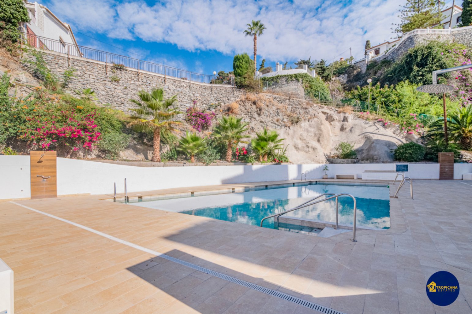 Apartamento en venta de 2 dormitorios en Almuñécar, Velilla