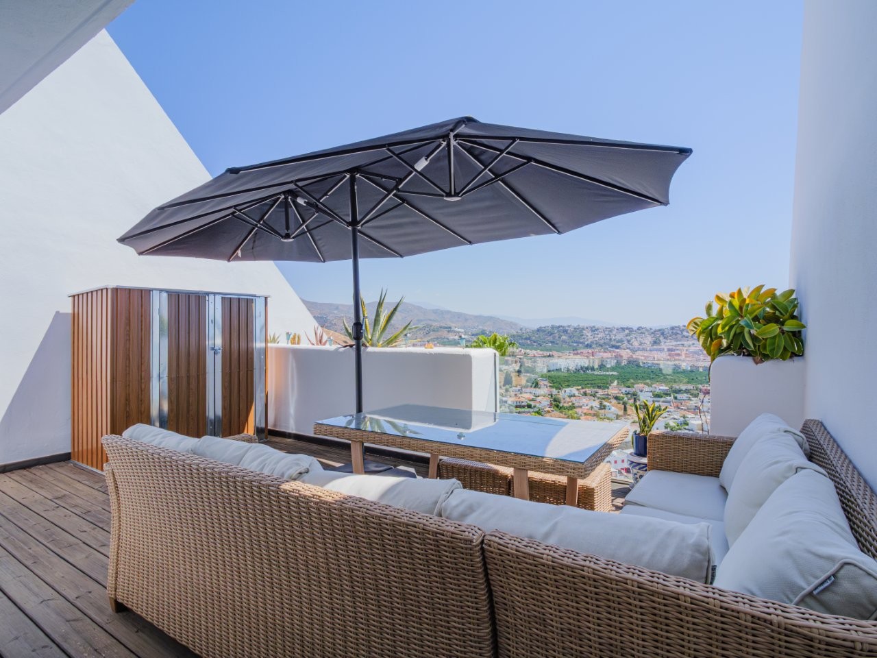 Apartamento en venta de 3 dormitorios en Cotobro, Almuñécar