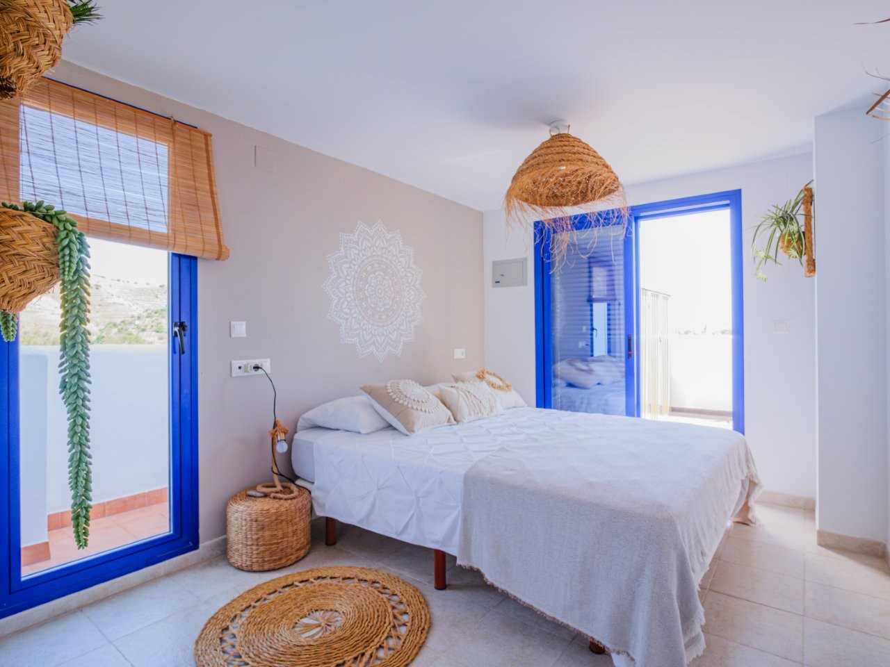 Apartamento en venta de 3 dormitorios en Cotobro, Almuñécar
