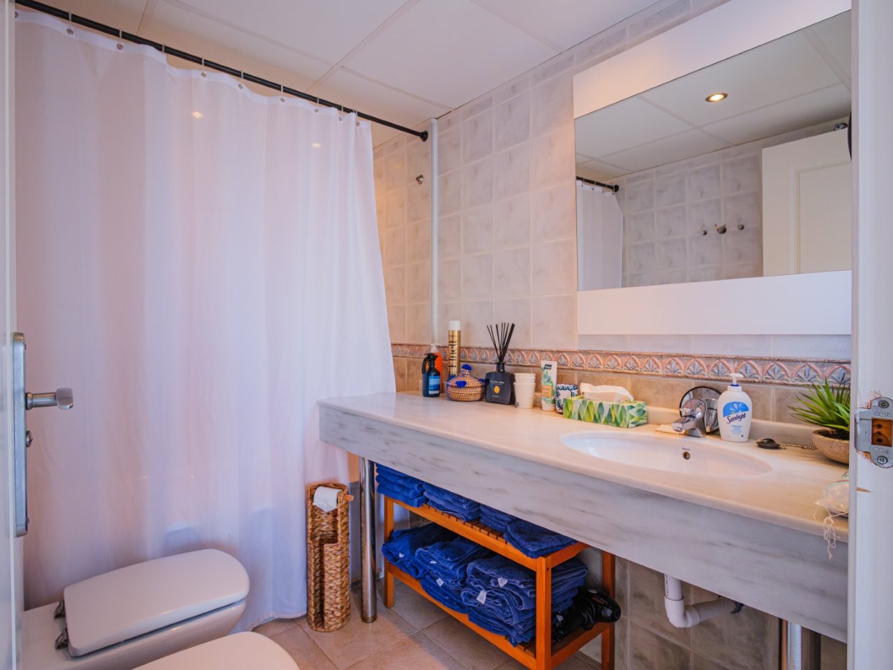 Apartamento en venta de 3 dormitorios en Cotobro, Almuñécar