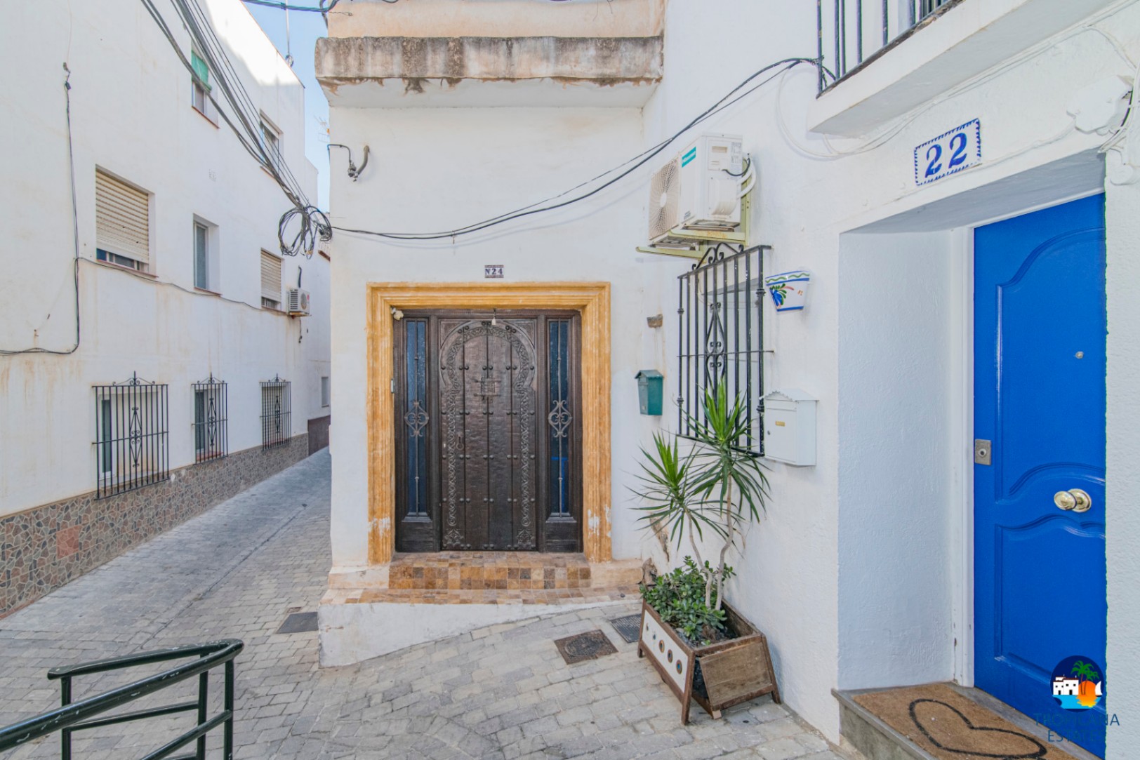 TOWNHOUSE, OLD TOWN, ALMUÑECAR