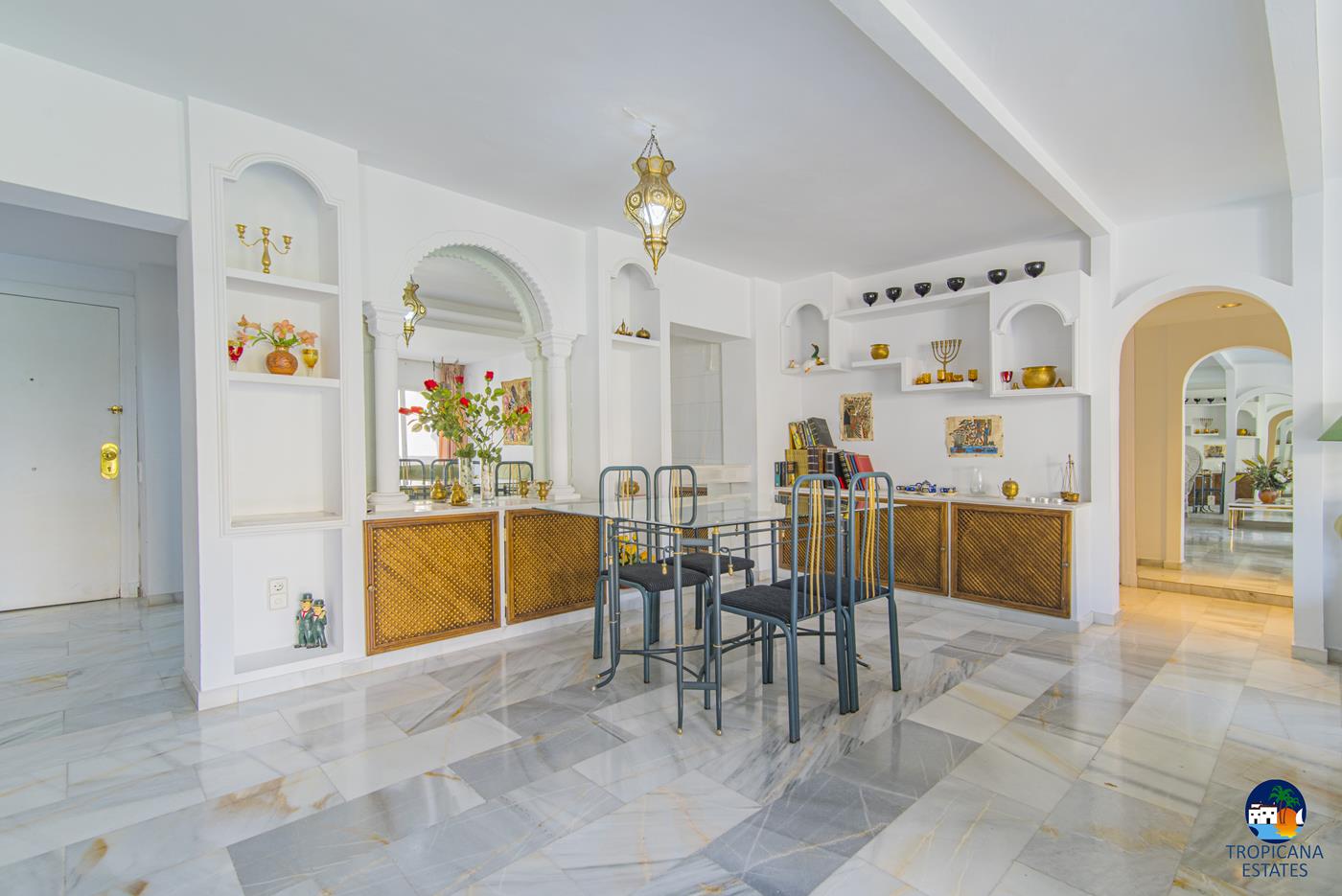 Appartement à vendre de 2 chambres au centre d'Almuñécar