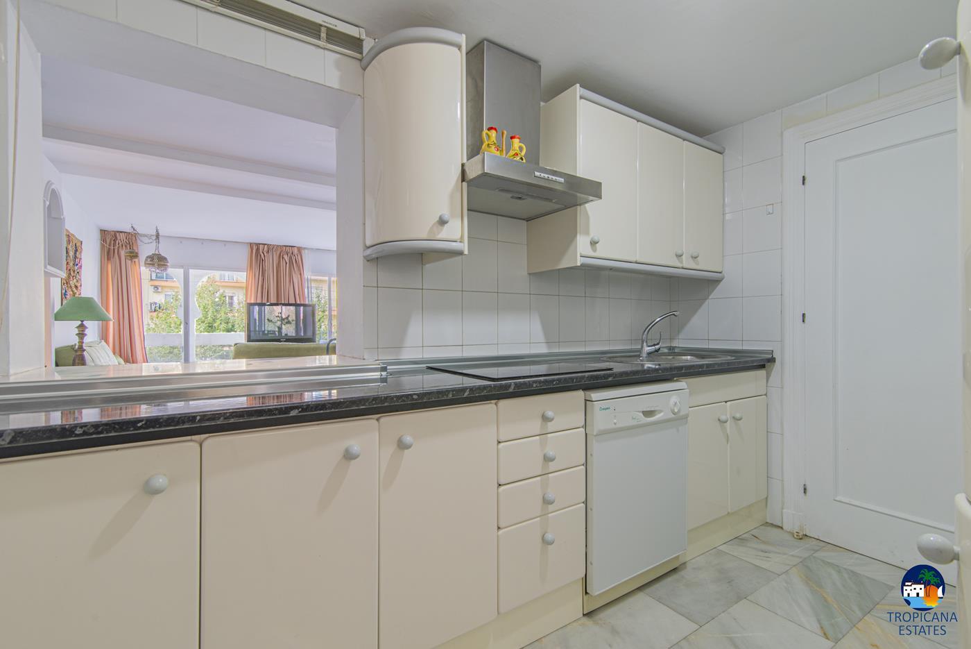 Appartement à vendre de 2 chambres au centre d'Almuñécar