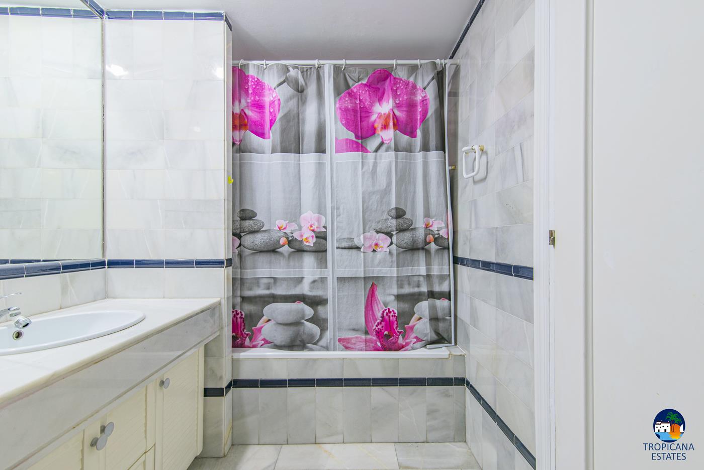 Appartement à vendre de 2 chambres au centre d'Almuñécar