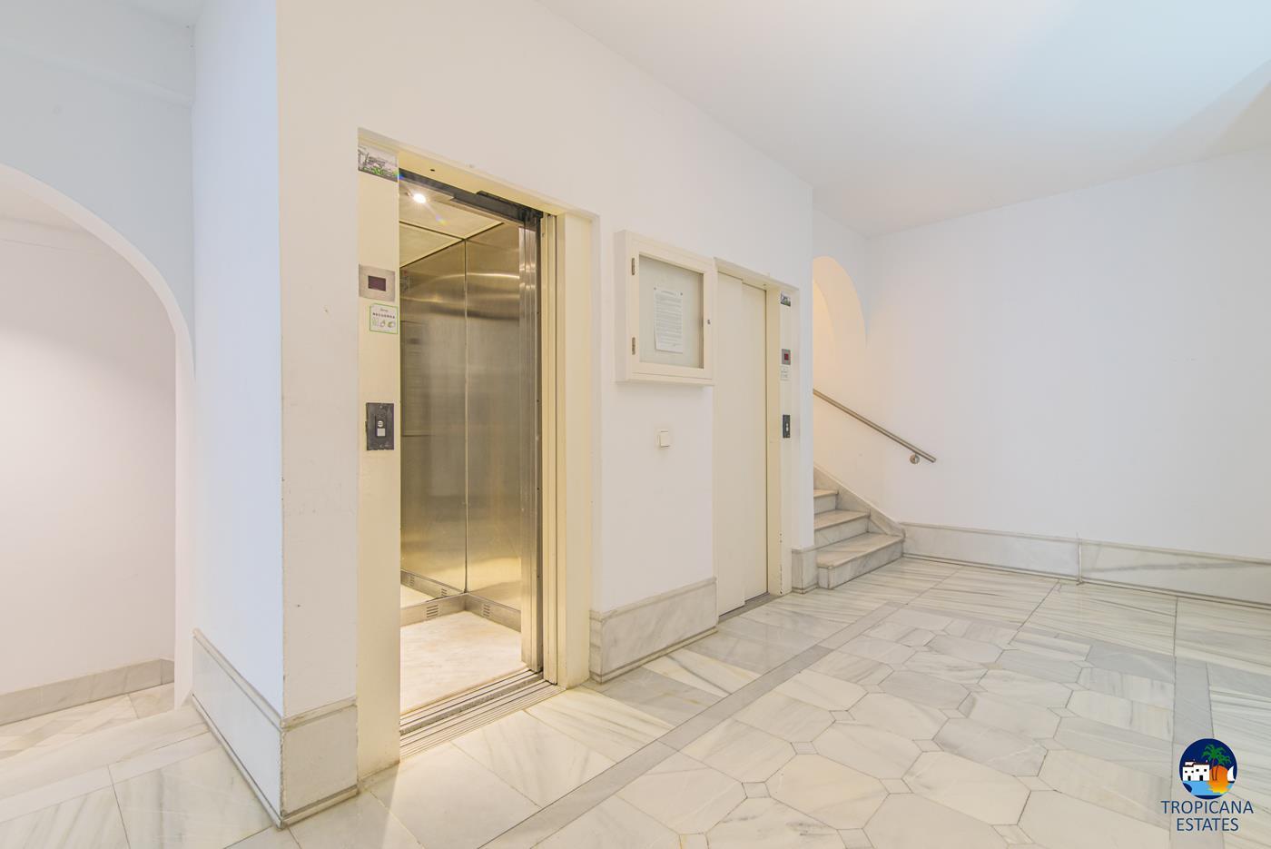 Appartement à vendre de 2 chambres au centre d'Almuñécar