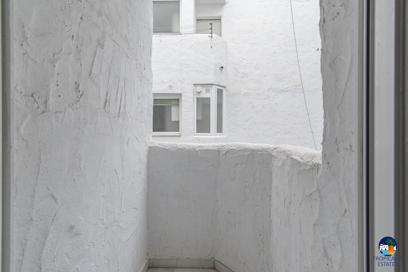 Appartement à vendre de 2 chambres au centre d'Almuñécar